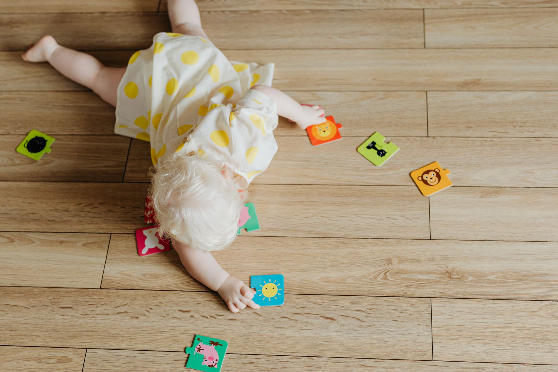 "Lantai vinyl yang aman untuk anak dan lansia"
